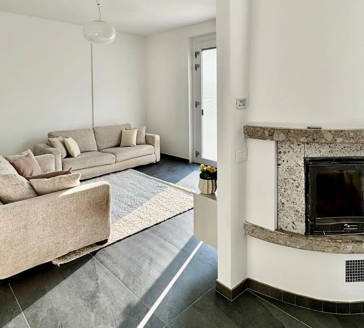 Apartment Casa Verenice Riva di Solto Italy